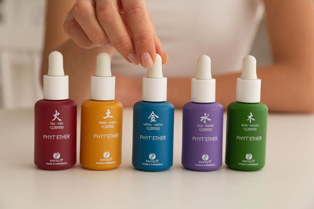 PHYTO 5 la gamme des 5 elements aromatherapie synergie huiles essentielles cosmetique naturel suisse laboratoire cosmetique suisse soin energetique soin holistique certifiee quantitique produit naturel visage et corps
